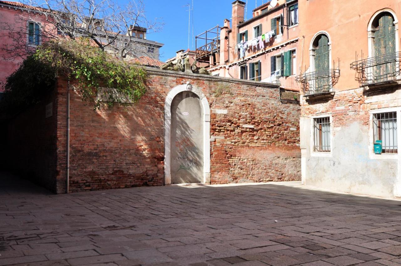 Cozy Apartment Near Rialto Bridge/ St.Mark Square Венеція Екстер'єр фото