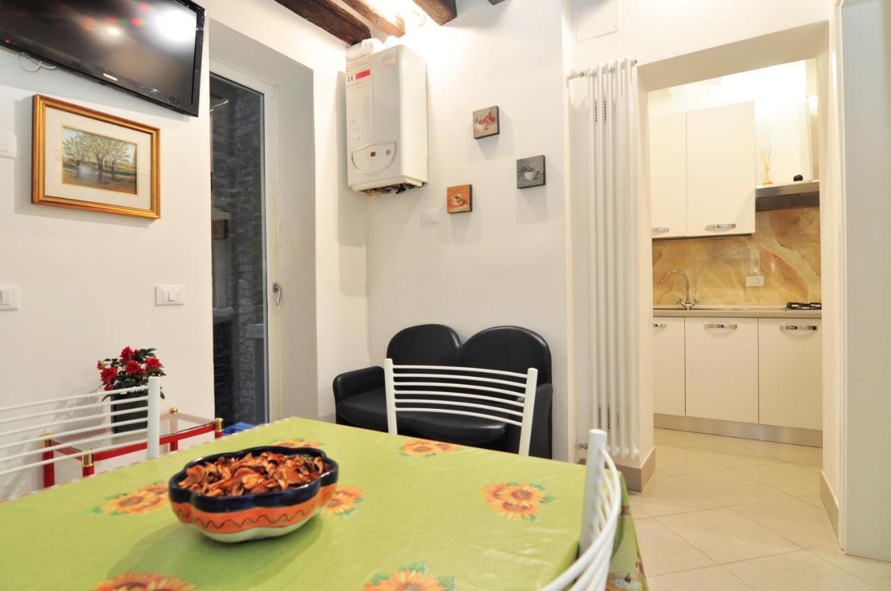 Cozy Apartment Near Rialto Bridge/ St.Mark Square Венеція Екстер'єр фото